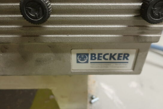 CNC-maskine INFOTEC CNC router - Engraver 3121 Professional med vakuumpumpe (læs beskrivelse)