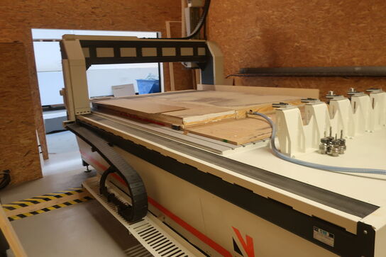 CNC-maskine INFOTEC CNC router - Engraver 3121 Professional med vakuumpumpe (læs beskrivelse)