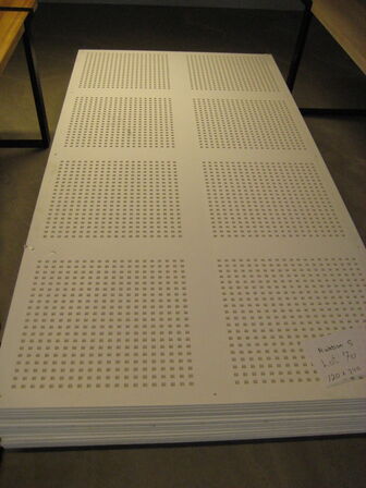 15 akustikplader gips. Brugt. 120x240 cm.