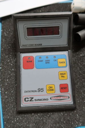 Vogn med automotive tester DATATRON 95 CZ SINCRO