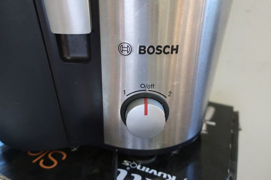 Juicer BOSCH CNCJ03