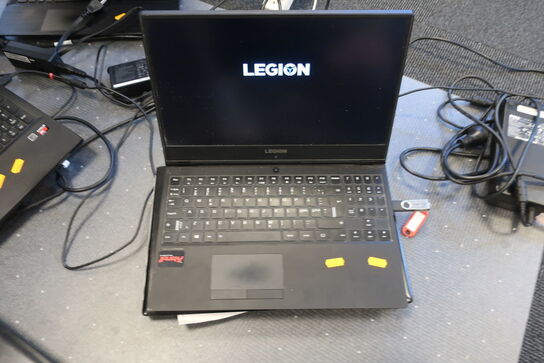 Bærbarcomputer LENOVO Legion Y530-15ICH 81FV