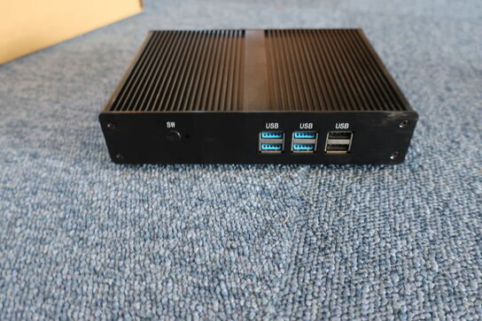 Fanless Industrial Edge Computer