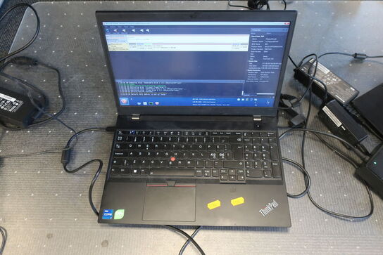 Bærbarcomputer LENOVO Thinkpad P15v