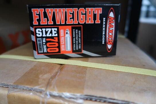 16 stk. Maxxis Tube Flyweight 700x18-25C Presta Valve