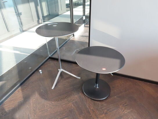 2 stk. borde KASPER SALTO Little Friend, ARPER Pix Table