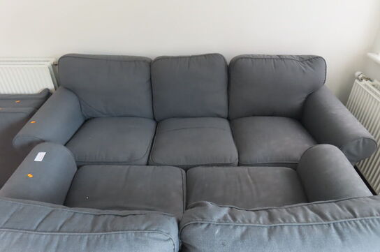 3+2 pers. sofaer samt puff