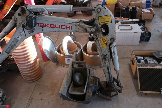 Minigraver TAKEUCHI TB210R