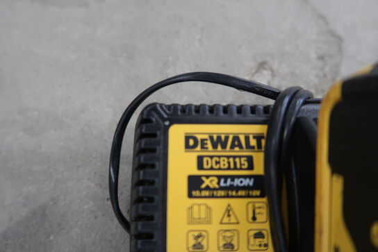 Lader og batteri DEWALT