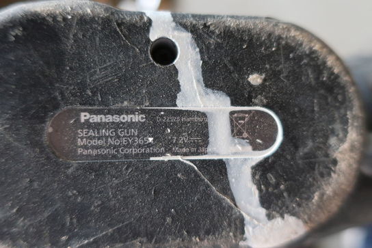 Fugepistol PANASONIC EY3654 samt 2 stk. batterier og lader