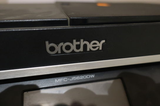 Multifunktionsprinter BROTHER MFC-J5620DW