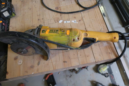 Vinkelsliber DEWALT D28490-QS