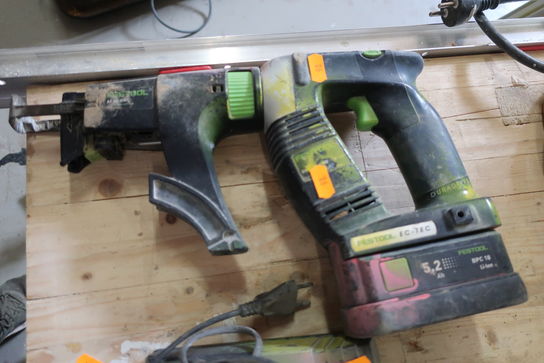 Gipsskruemaskine FESTOOL inkl. lader og 2 stk. batterier