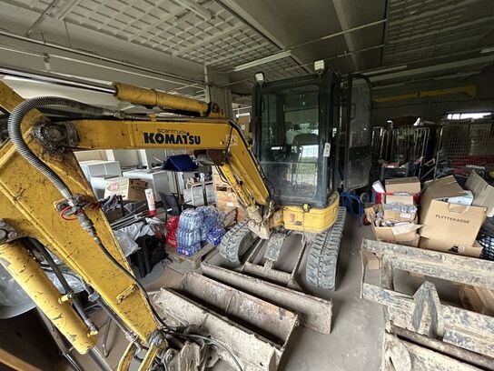 Minigraver, KOMATSU PC26MR-3