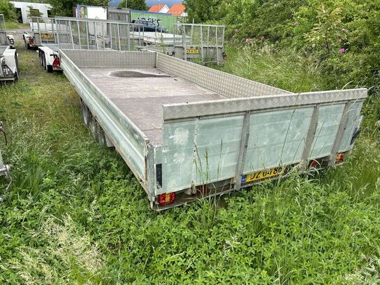 Ladtrailer, VEZEKO SELANDIA 3500