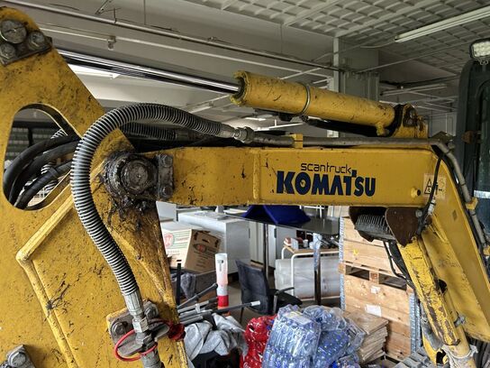 Minigraver, KOMATSU PC26MR-3