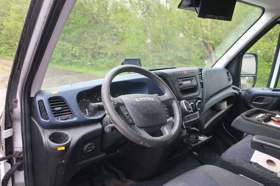 Varebil IVECO 35s18 3,0d aut.