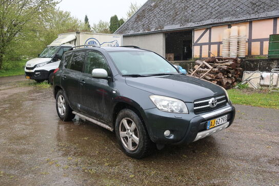 Personbil TOYOTA RAV4 2,2 D-4d (momsfri)