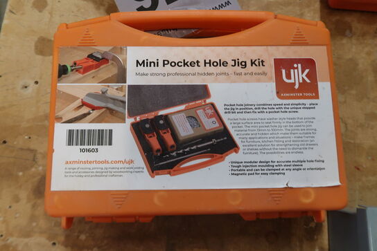 UJK technology Mini Pocket Hole Jig Kit