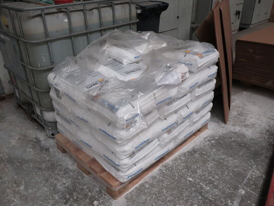 27 bags of salt tablets for softening water EUROWATER