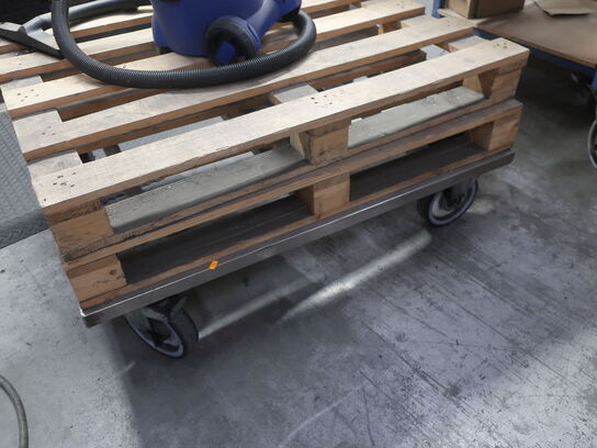 3 pcs. rolling tables for pallets