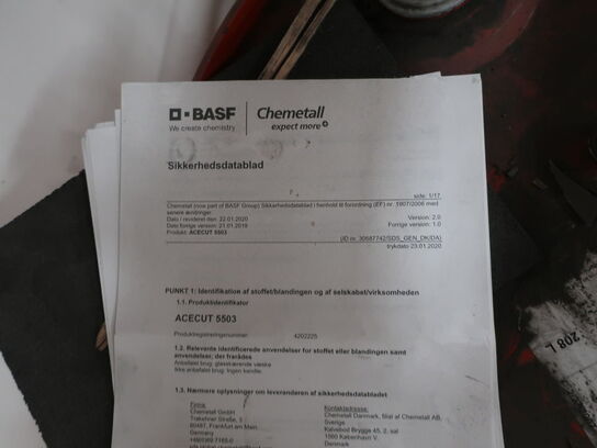 Cutting oil TOTAL AZOLLA ZS 68 208L 3x20L incl. station