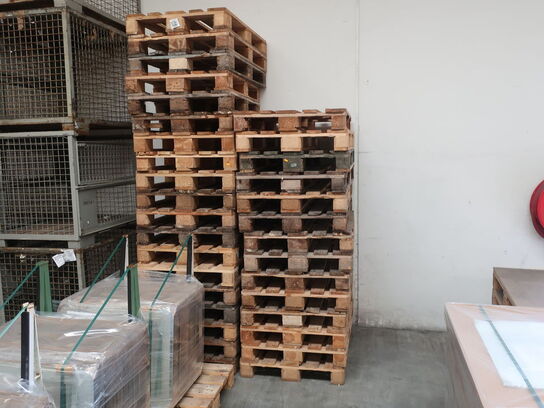 Lot of EUR pallets - 33 pcs.