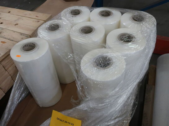 8 rolls plastic for machine wrapping of pallets etc.