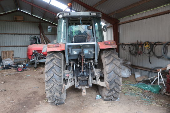 Traktor MASSEY FERGUSON 4270 Mf 4 Wd