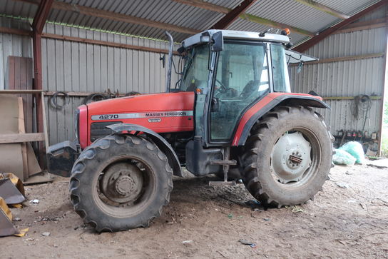 Traktor MASSEY FERGUSON 4270 Mf 4 Wd