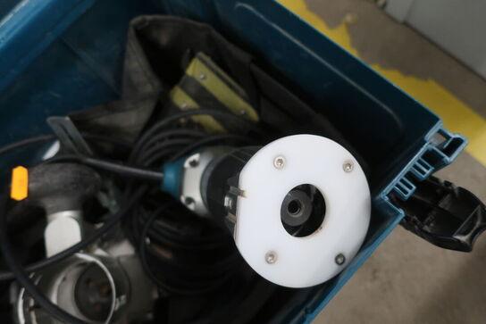 Overfræser MAKITA RT0700C