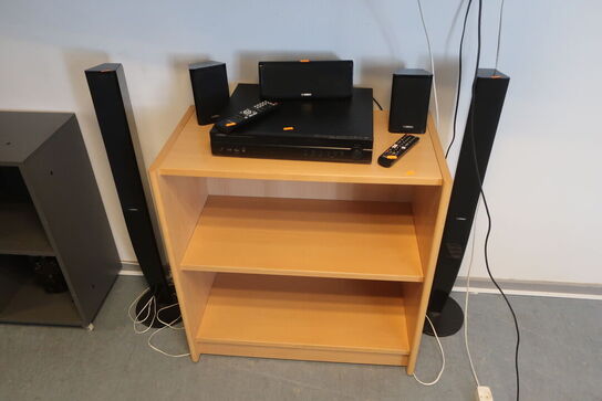 Fjernsyn 65" SAMSUNG UE65TY6905K samt anlæg YAMAHA