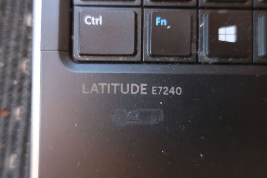Laptop DELL Latitude E7240