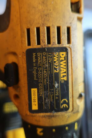Skruemaskine DEWALT DW972