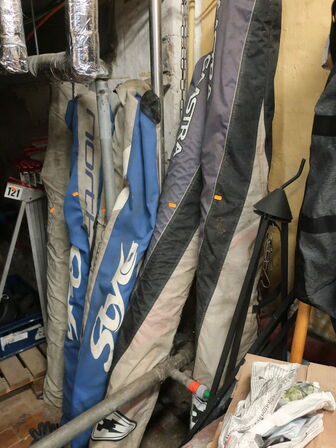 Udstyr til kite-surfing m.v. 
