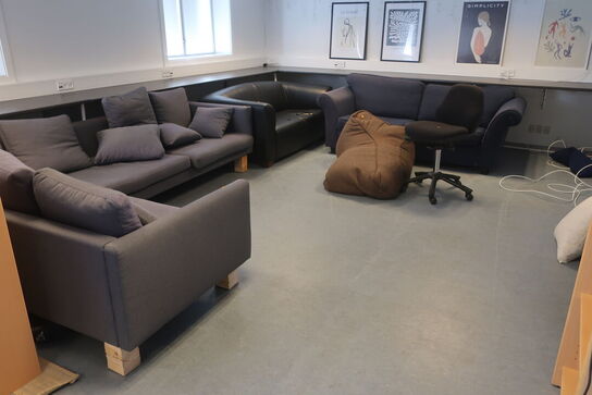 Sofaer samt reol 