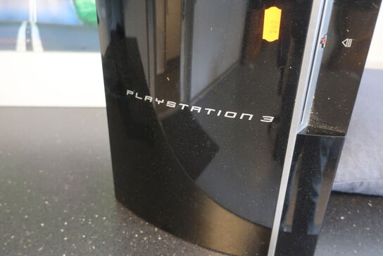 Spillekonsol SONY PLAYSTATION 3 samt subwoofer