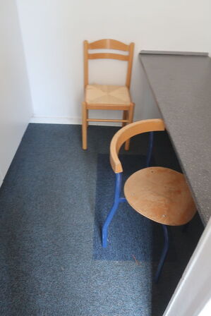 Alt indhold i rummet