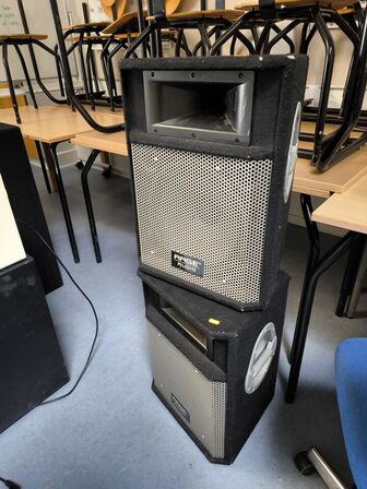 2 stk. højttalere AAGE AUDIO BOX112