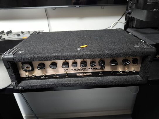 Forstærker BEHRINGER Ultrabass BX4500H