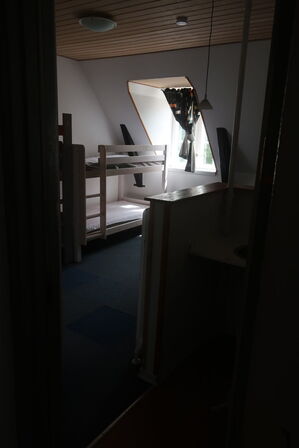 Alt indhold i rummet