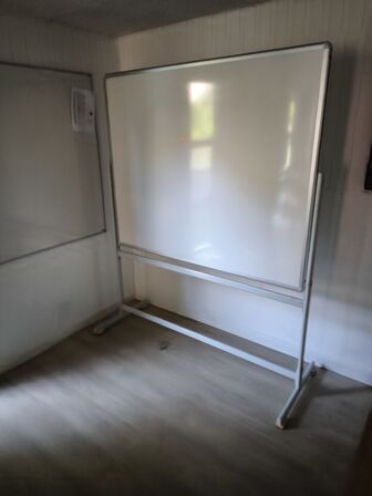 2 stk. whiteboards