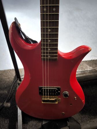 El. guitar
