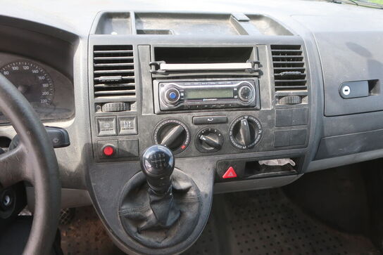 Mandskabsvogn VOLKSWAGEN 2.5 TDI dobbelt.kab