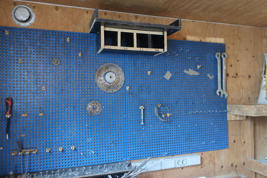 10 fods container med indhold