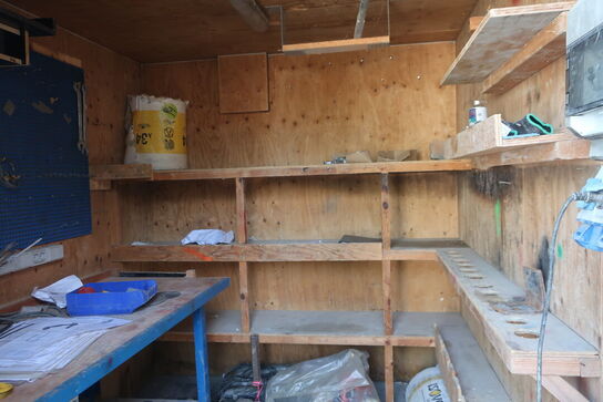 10 fods container med indhold