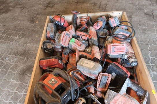 Palle med værktøj HILTI (defekt)