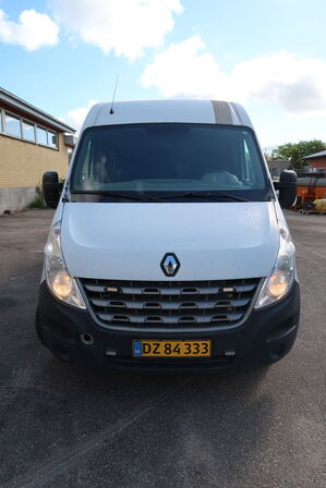 Varebil RENAULT Master 2.3 DCI 150