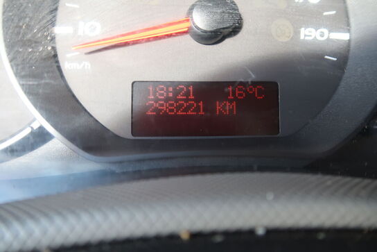 Varebil RENAULT Master 2.3 DCI 150
