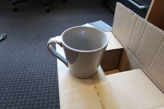 Div. Kaffekrus SAGAFORM samt taske